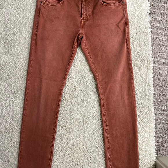 Guess jeans size 32 skinny in beautiful Coral color - Picture 2 of 3